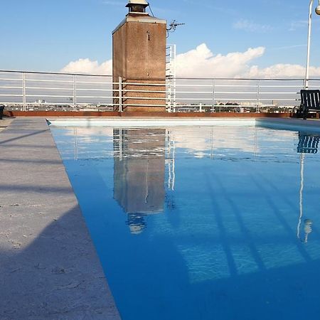 Apart Lisbon Pool Metro Garage Exterior foto
