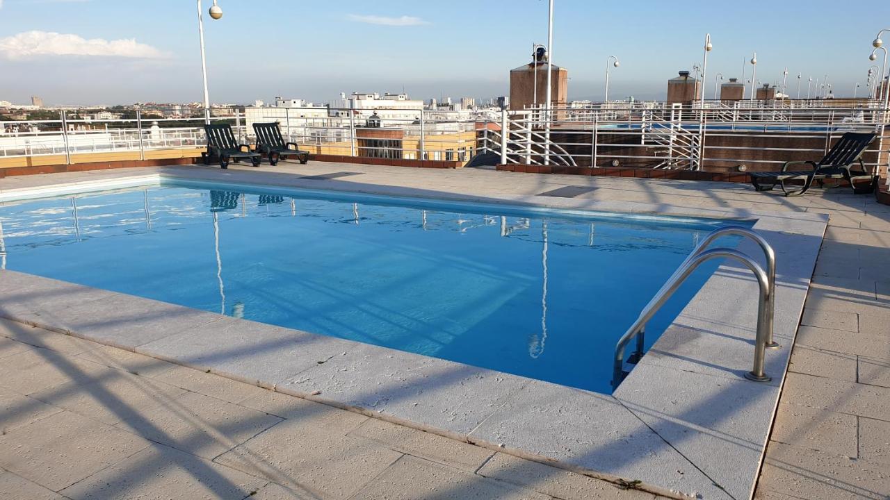 Apart Lisbon Pool Metro Garage Exterior foto