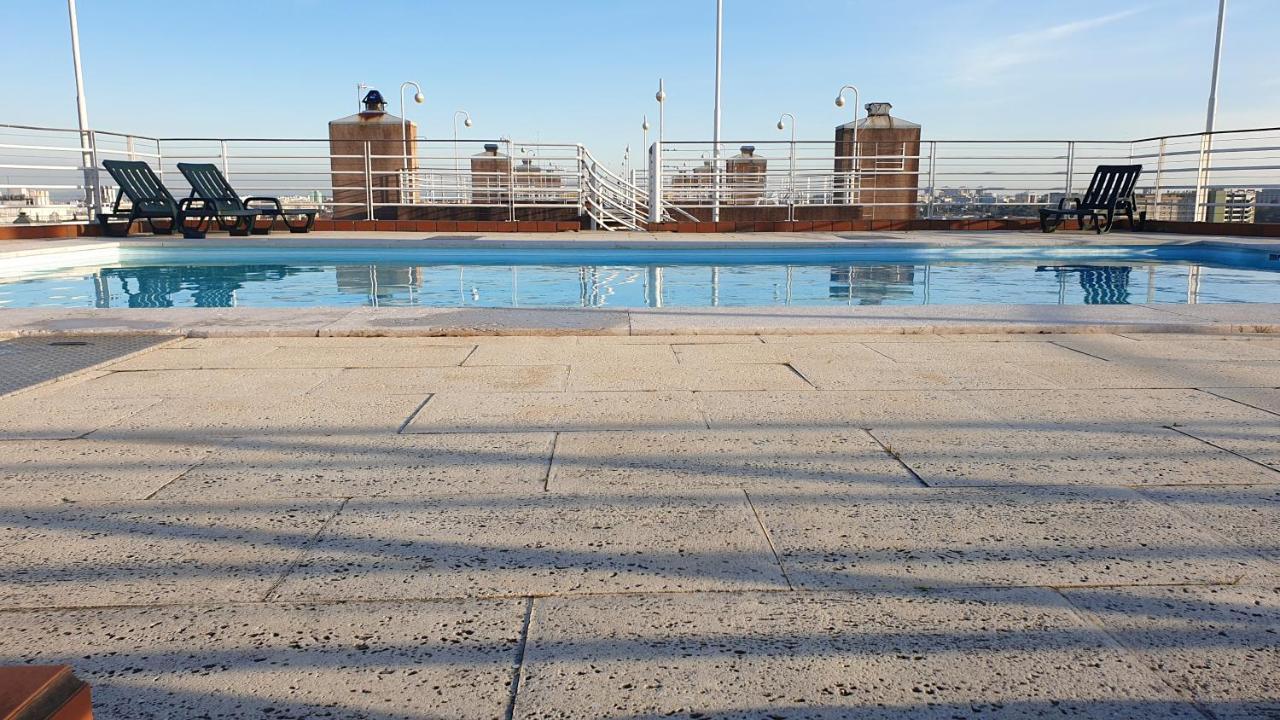 Apart Lisbon Pool Metro Garage Exterior foto
